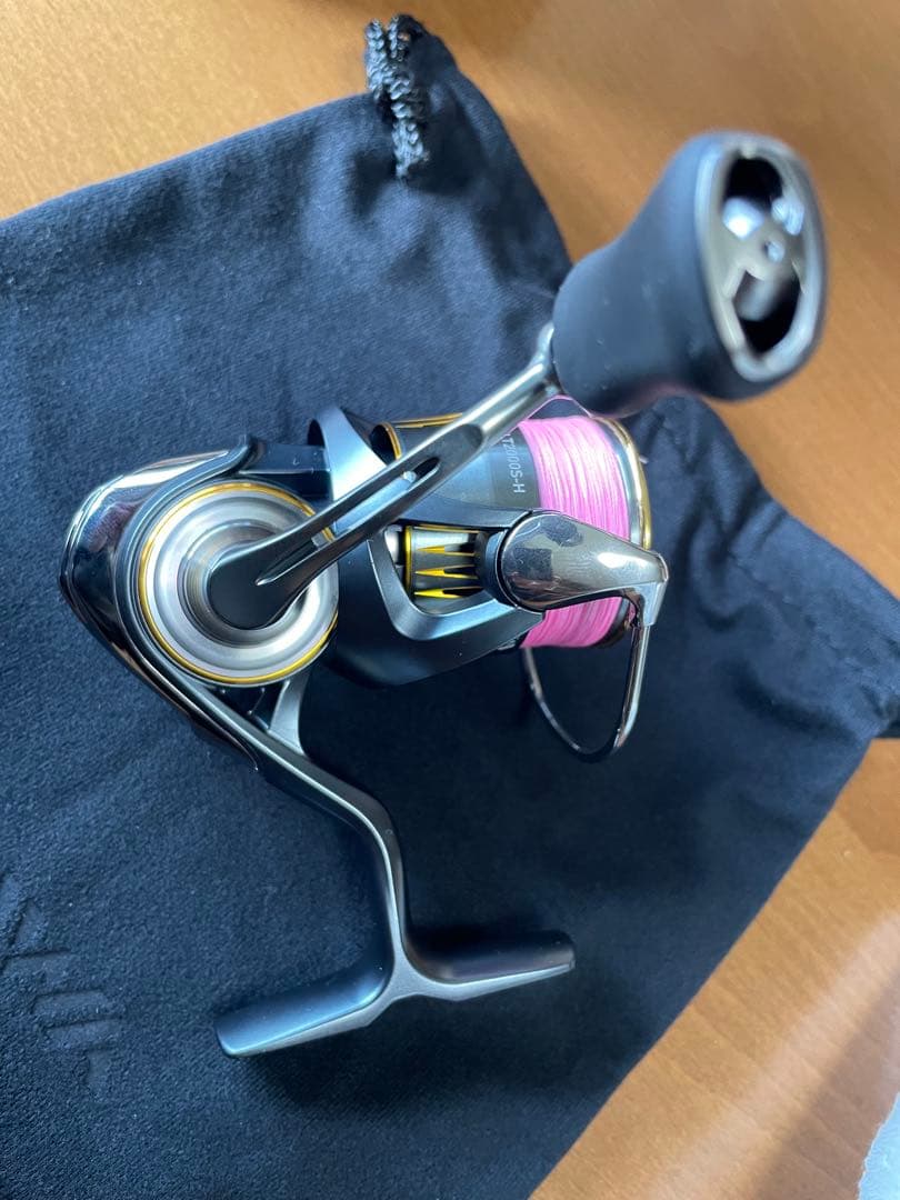 Daiwa ダイワ AIRITY エアリティ LT2000S-H 美品