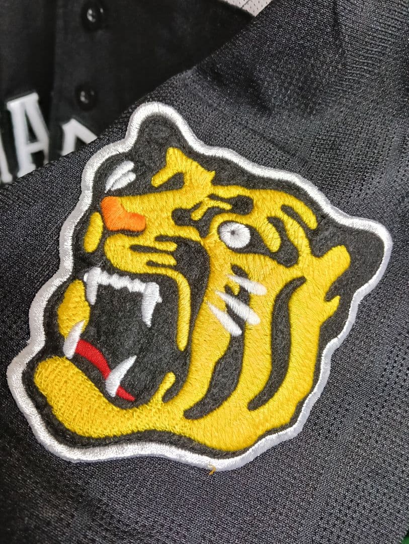 【超美品】阪神タイガース 鳥谷敬 ビジター レプリカ刺繍ユニフォーム（Sサイズ）