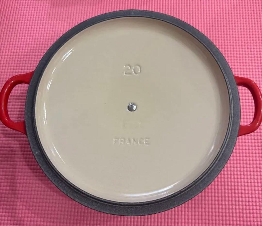 ル・クルーゼ ココット・ロンド 20cm チェリーレッド 両手鍋　新品