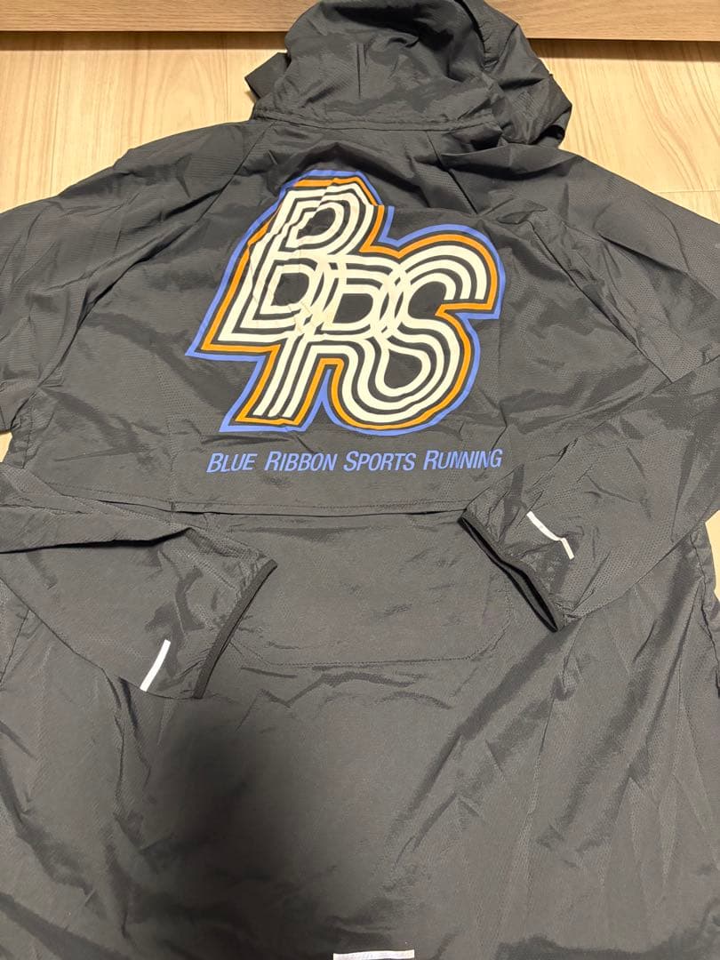 Nike ランニングジャケット　ウィンドブレーカー　ヴェイパーフライ　陸上
