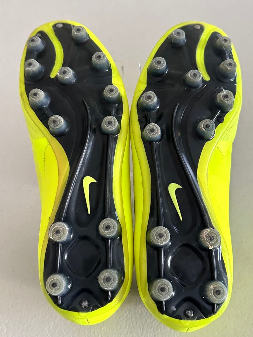 NIKE ハイパーヴェノム ファタル スパイク HG 24.0 即購入可　送料込