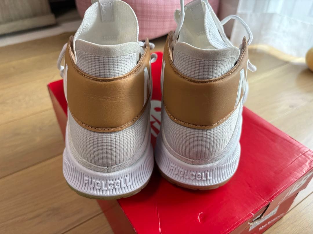 カワイレナード new balanceニューバランスOMN1S バッシュ