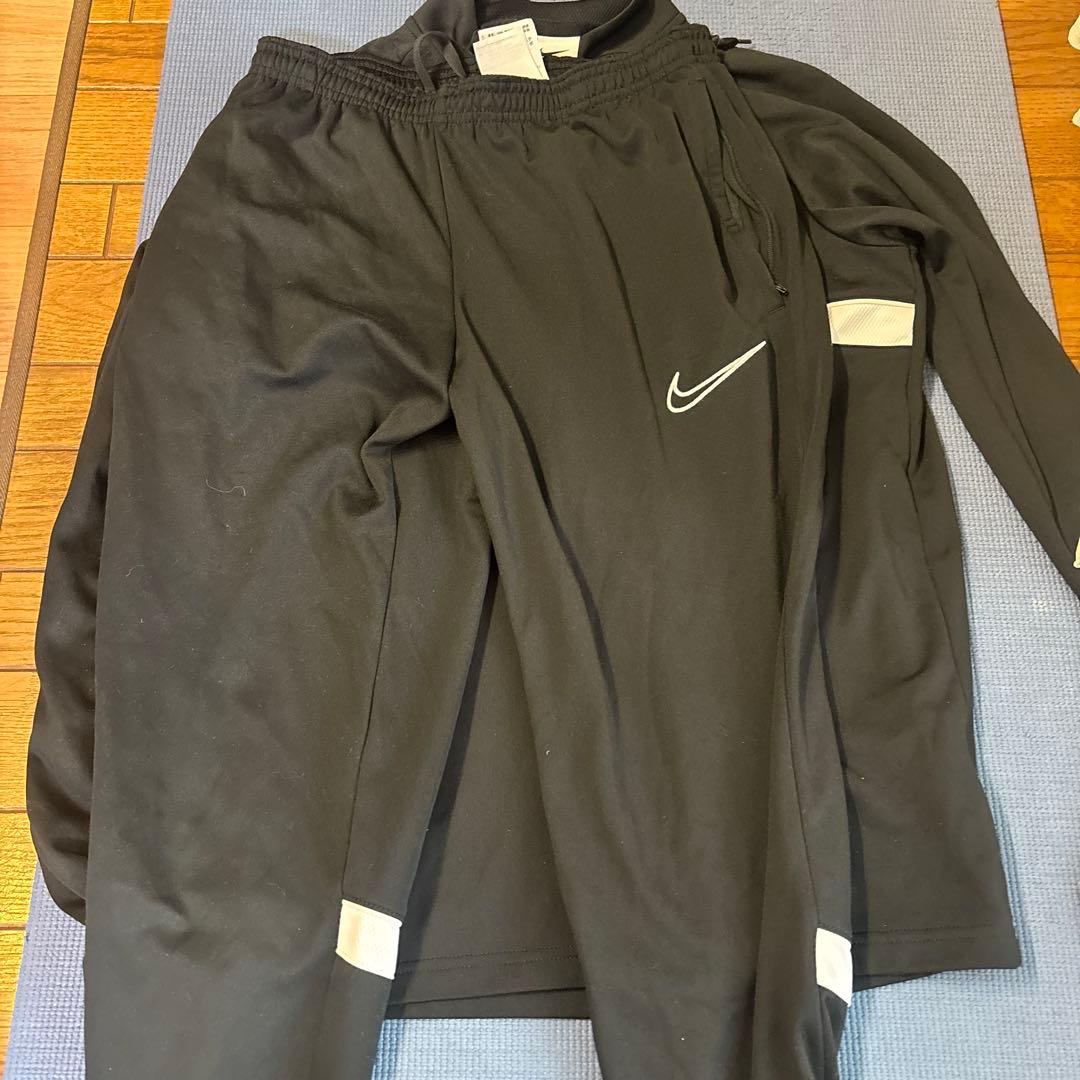 Nike DRI-FIT ブラック ジャージ Mサイズ