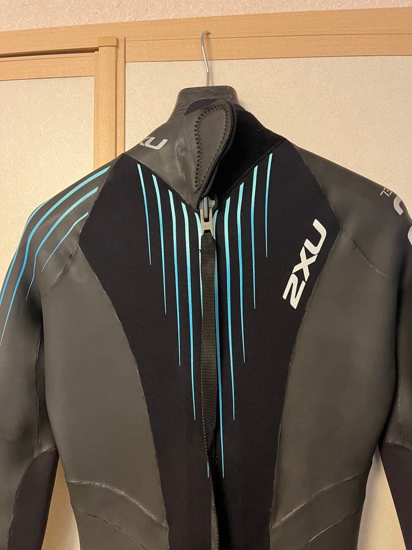2XU フルスーツ ブラック 青ストライプ