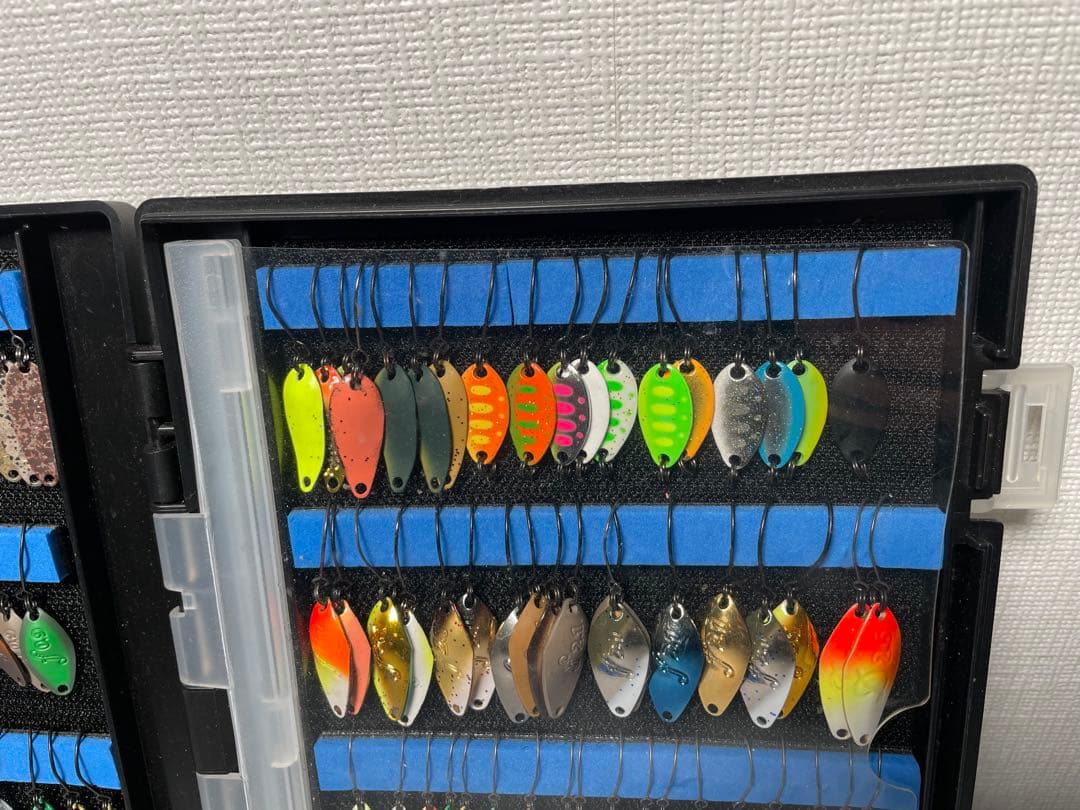 ★★エリアトラウト 管釣り 引退 マイクロスプーン 157枚セット ケース付★★