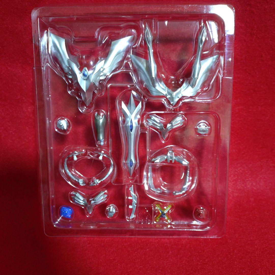 S. H.Figuarts ウルティメイトシャイニング　ウルトラマンゼロ