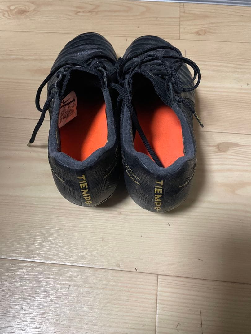 Nike Tiempo 鉄スパイク