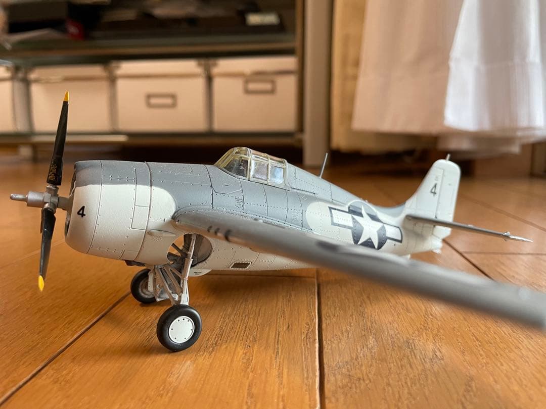 タミヤ1/48 F4Fワイルドキャット アメリカ海軍戦闘機 プラモデル完成品