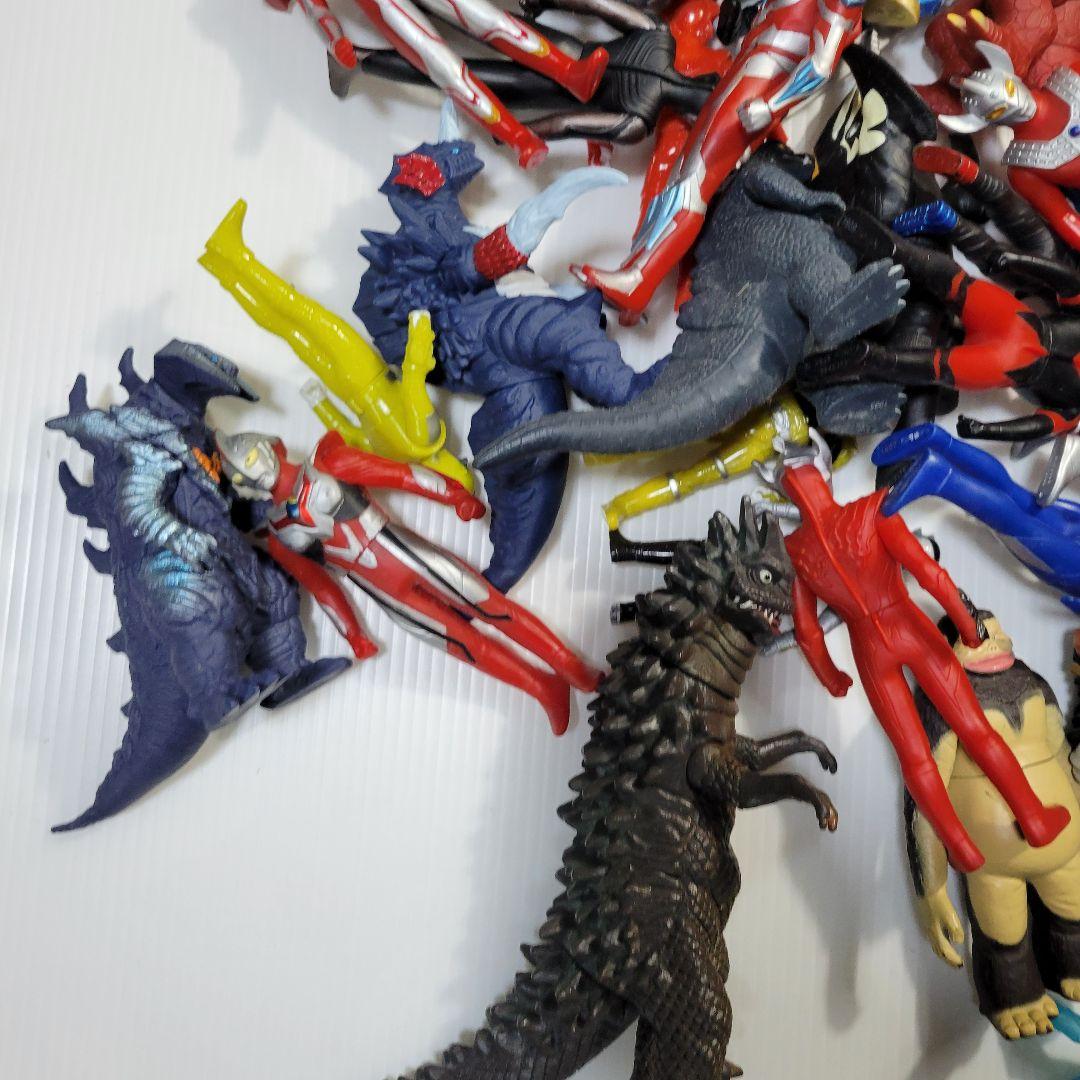 ソフビなど100体程大量セット　ウルトラマン　ウルトラ怪獣　戦隊　仮面ライダー