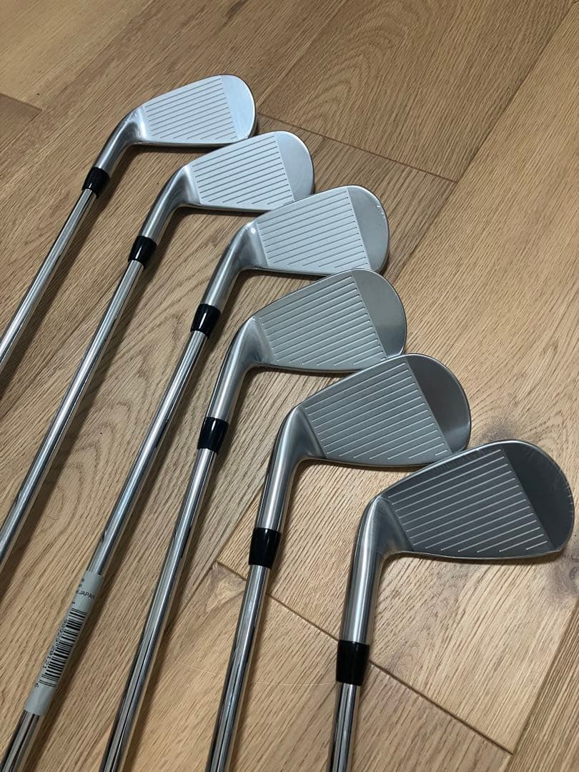 【超美品】 Titleist T250 6本セット （4本はシュリンクあり）