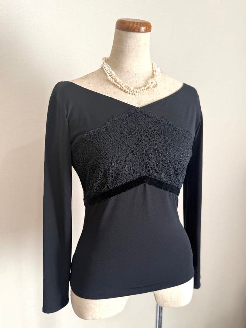 sale! 美品　Chacott チャコット　トップス　ベロアリボン　レース　黒