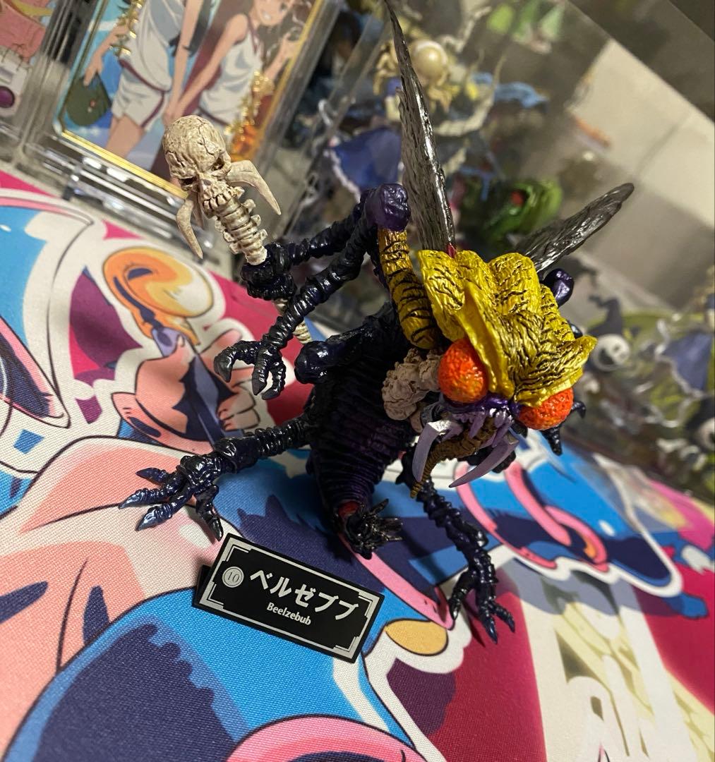 女神転生　フィギュア　ベルゼブブ