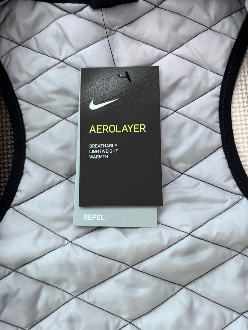 NIKE AEROLAYER ベスト