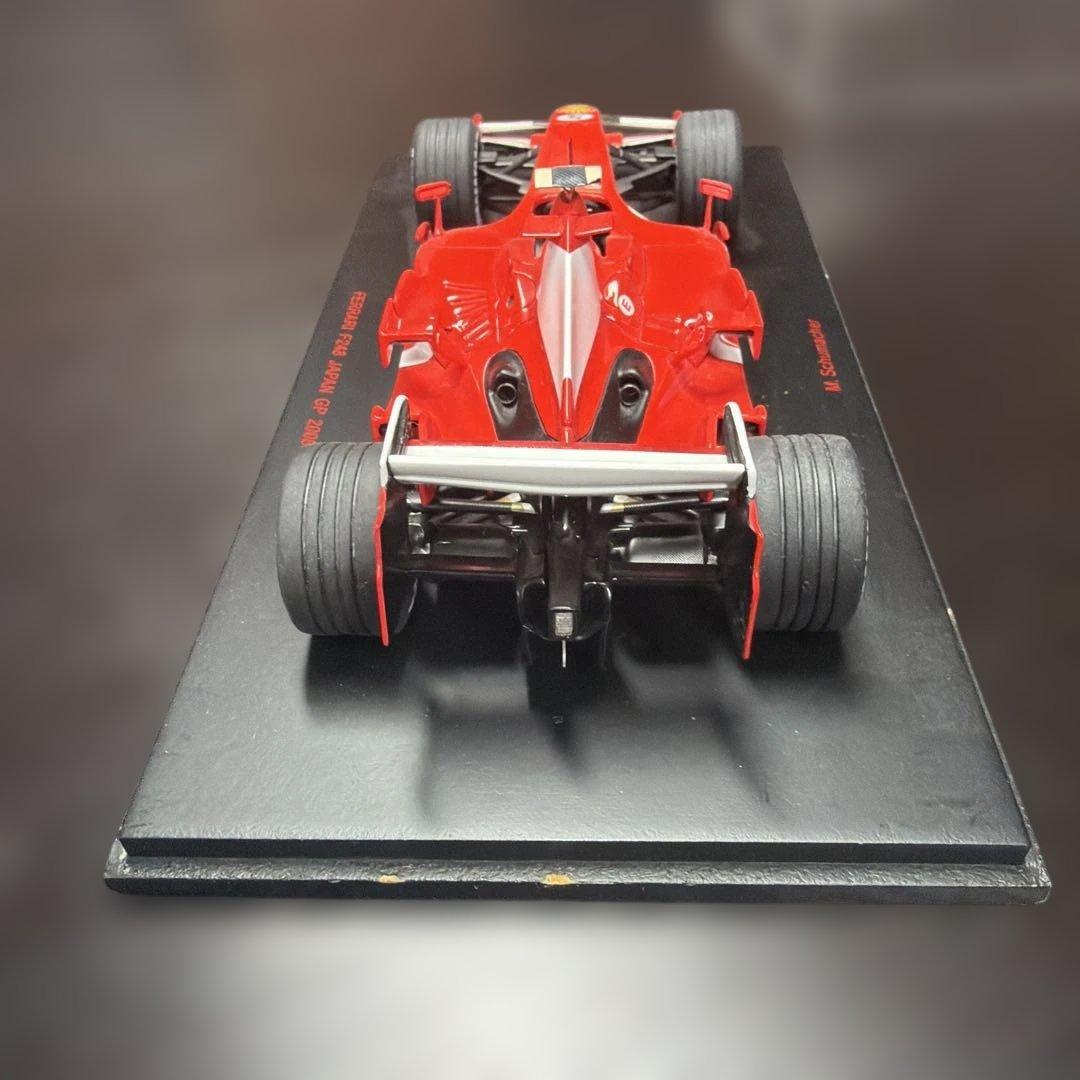 Ferrari F248 1/18スケール ミニカー