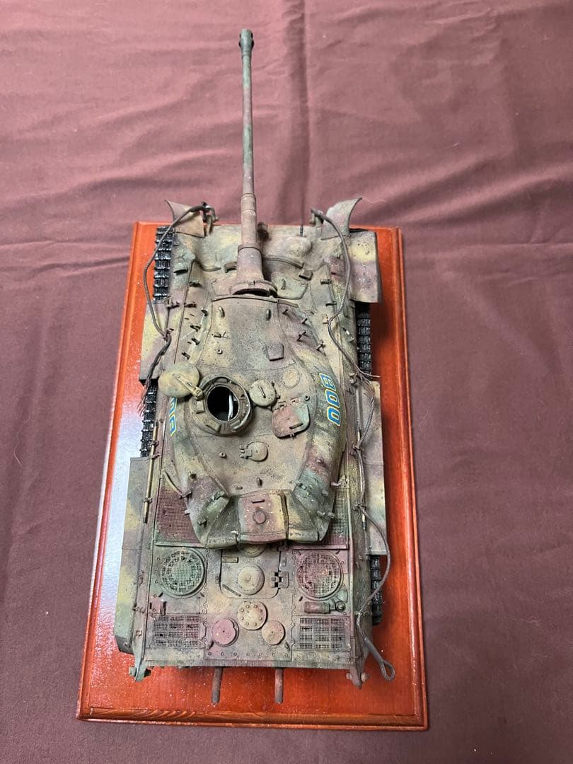1/35 破壊されたキングタイガー戦車