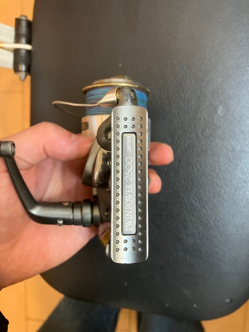 Shimano Twin Power 2500 スピニングリール