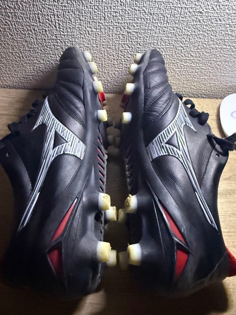 Mizuno サッカーシューズ ブラック/レッド