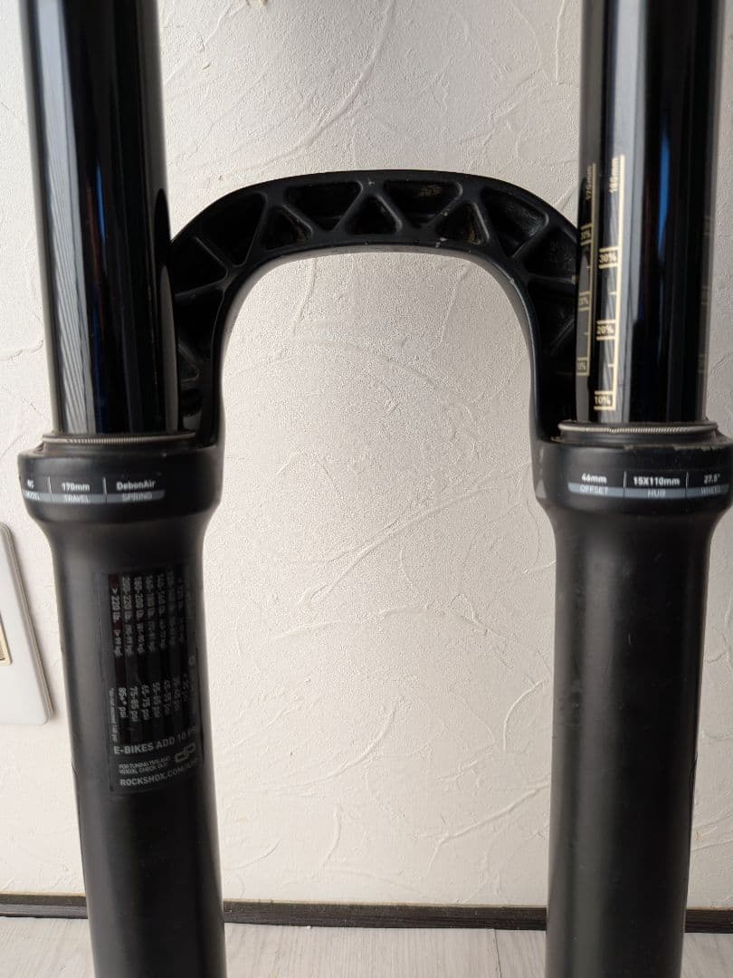 ROCKSHOX Lyrik RC 275 170トラベル