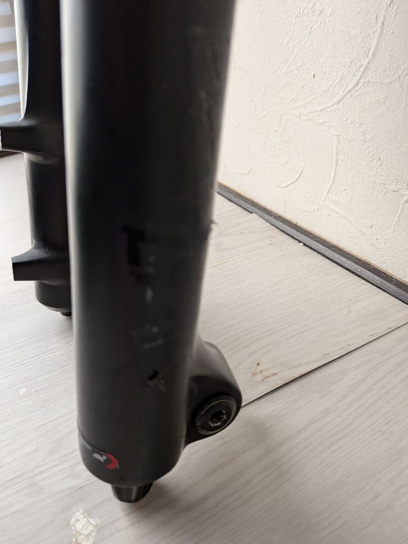 ROCKSHOX Lyrik RC 275 170トラベル