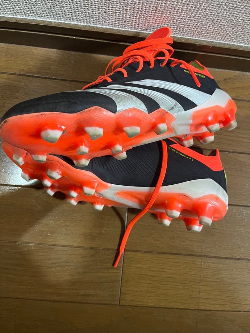 サッカースパイク プレデター 27cm