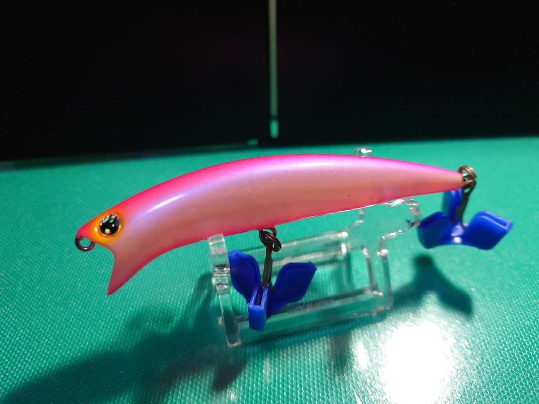 メーカーいろいろ(オールドルアー) １９コ＋サービスルアー３コセット売り計22コ