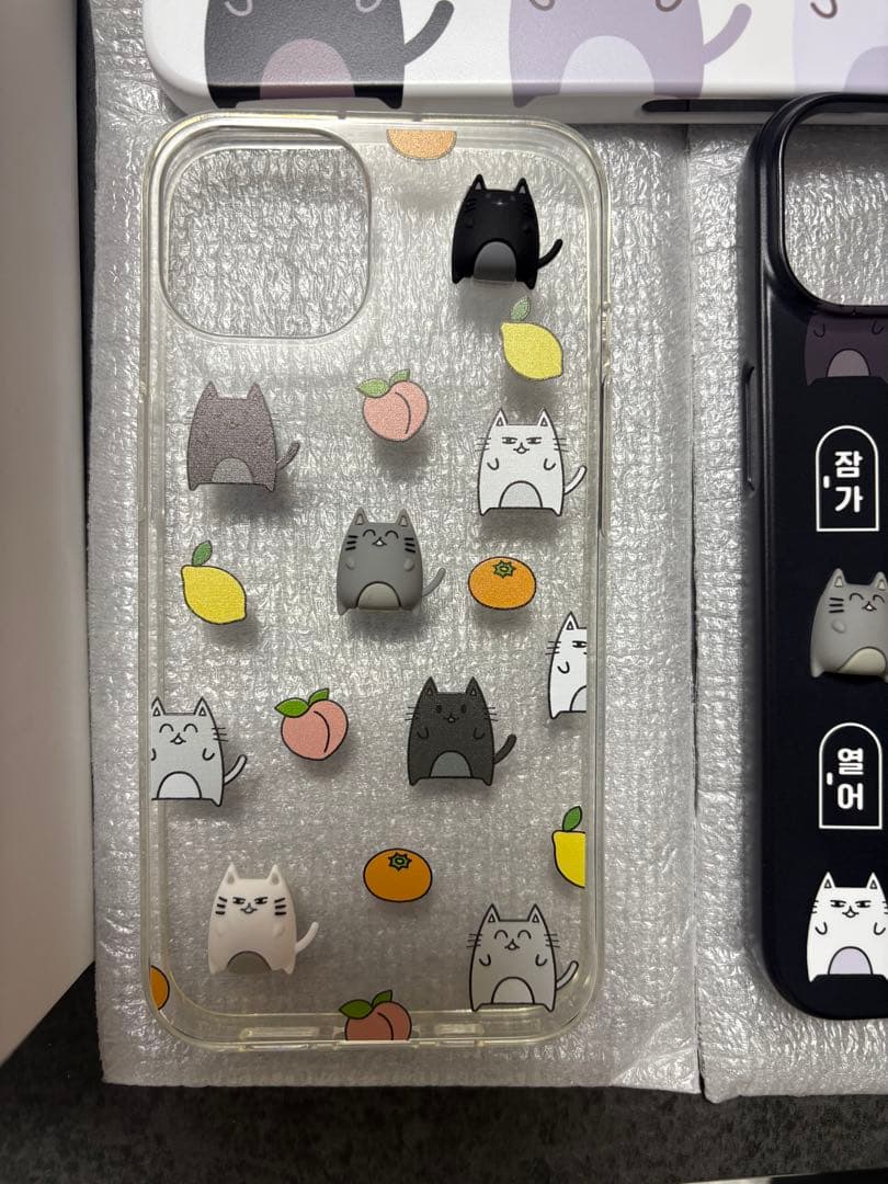 iPhone14【ジュン】seventeen artist made 猫 ケース