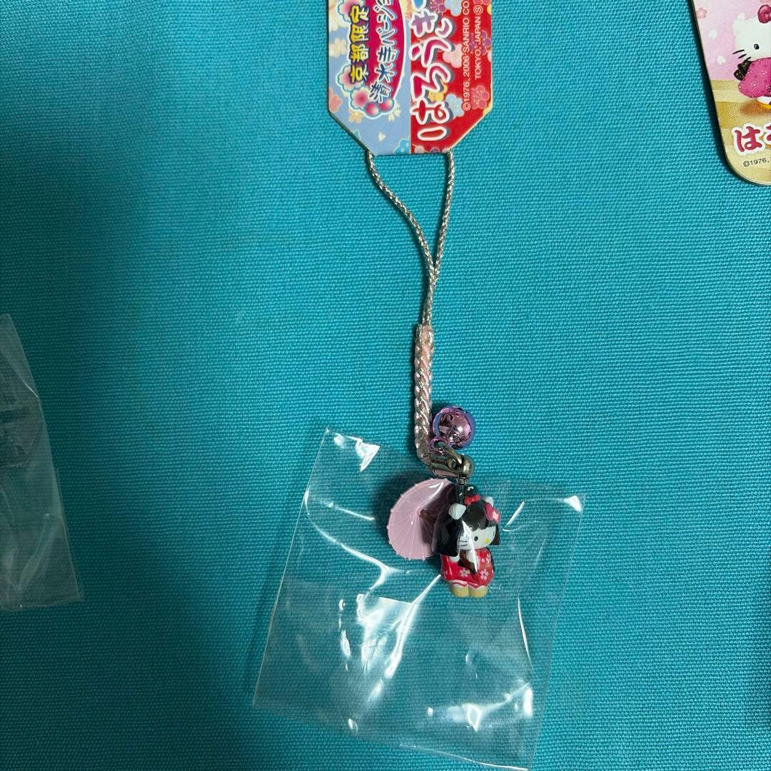 サンリオ　ご当地　キティ　ストラップ　4個セット　まとめ売り