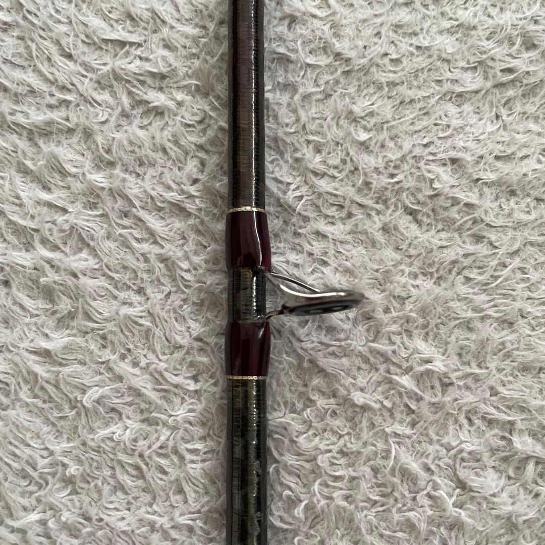 美品　シマノ 18 ワールドシャウラ 1652R-3