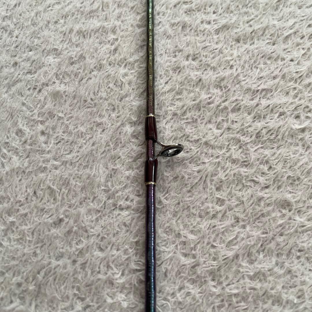 美品　シマノ 18 ワールドシャウラ 1652R-3