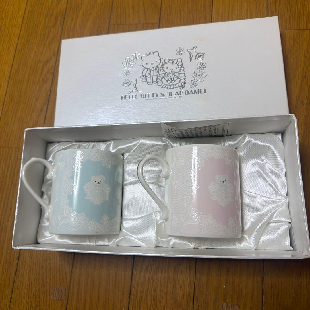 ハローキティ　ダニエル　ウエディング　マグカップ　マグセット　平成レトロ　レア