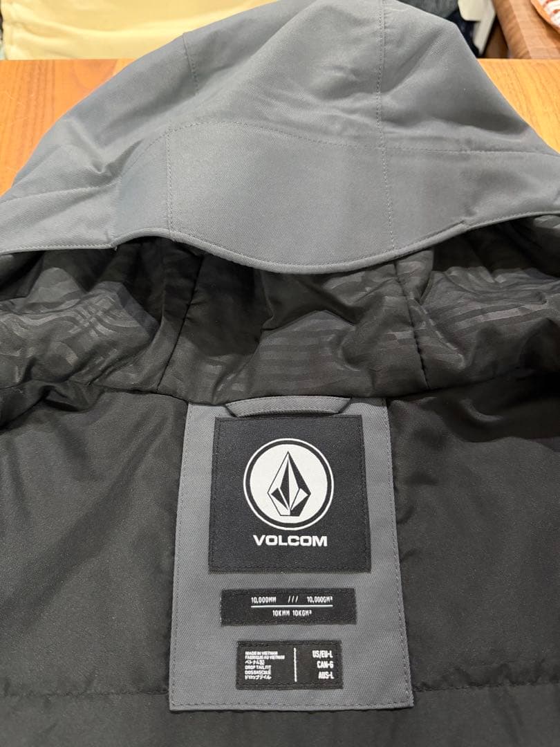 VOLCOM スノボー　ウェア