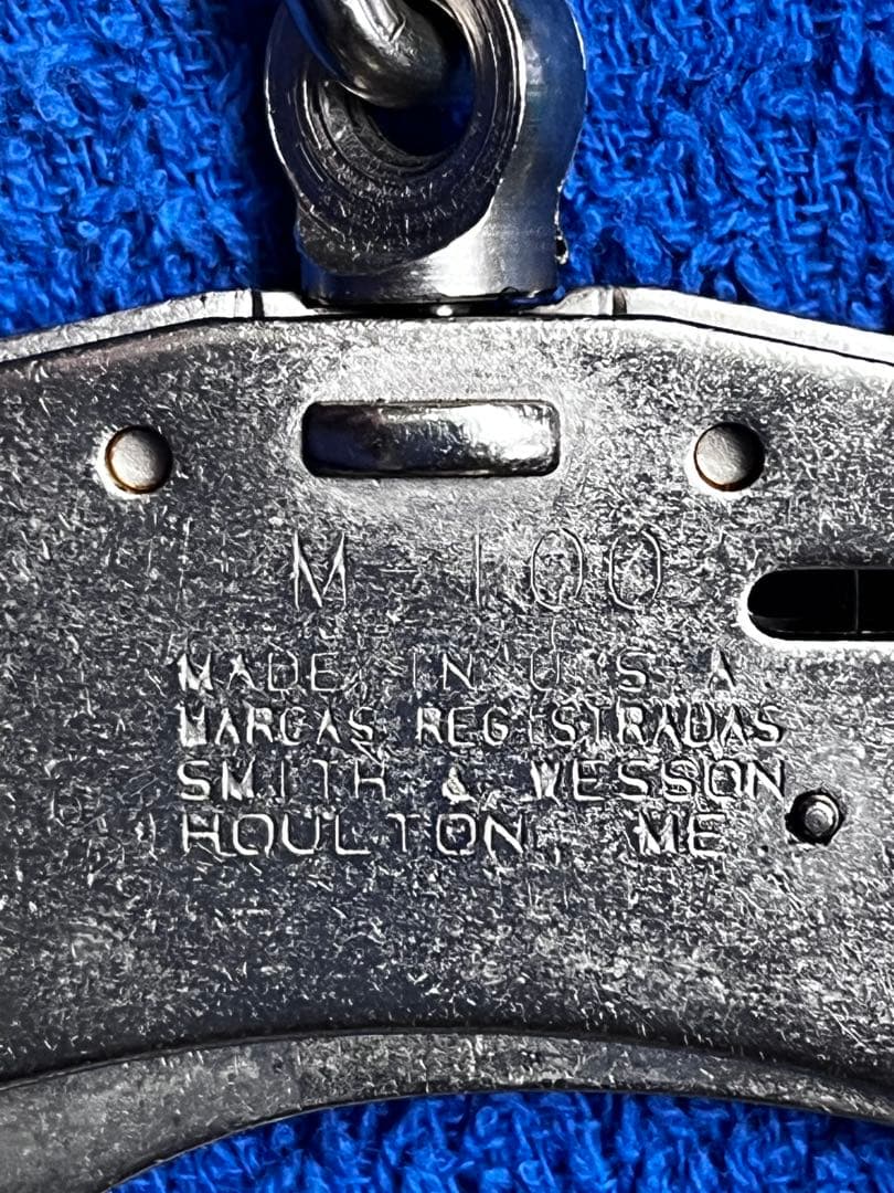 米国製手錠 S & W M100( Nickel )