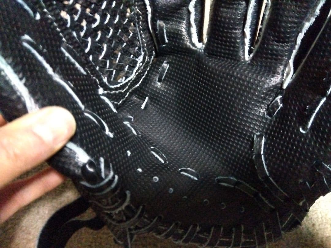 自作野球グローブ　グローブレザー使用　厚さ2.2ミリ前後　硬式用レザー