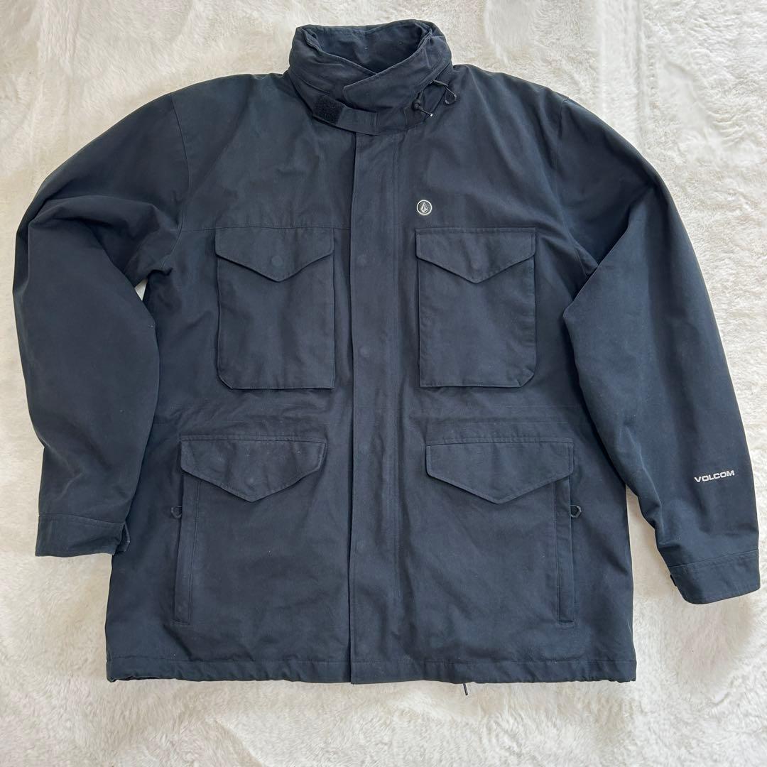VOLCOM スノーボードウェア ネイビー　Lサイズダウンジャケット