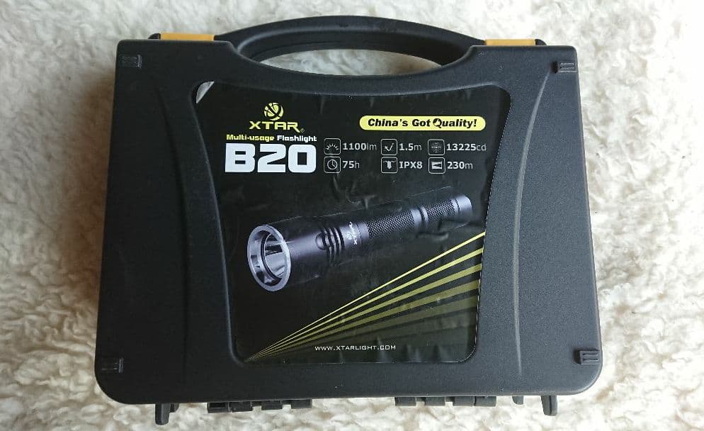 XTAR B20 Pilot II 充電器バッテリーセット IPX8