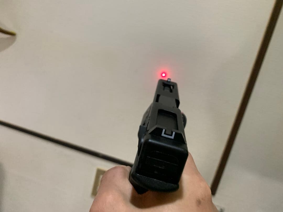 東京マルイ Glock 18Cレーザーサイト付き