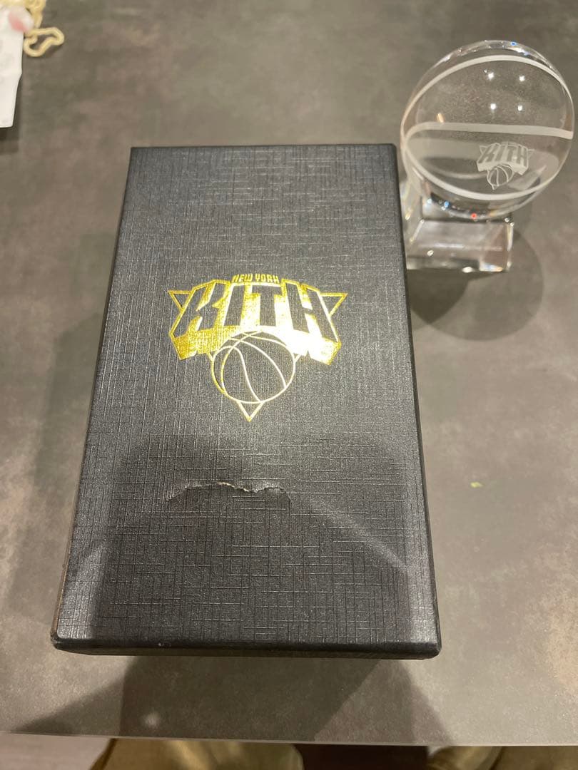 【鬼レア】kith✖️Knicksクリスタルバスケットボール 限定版 5/100