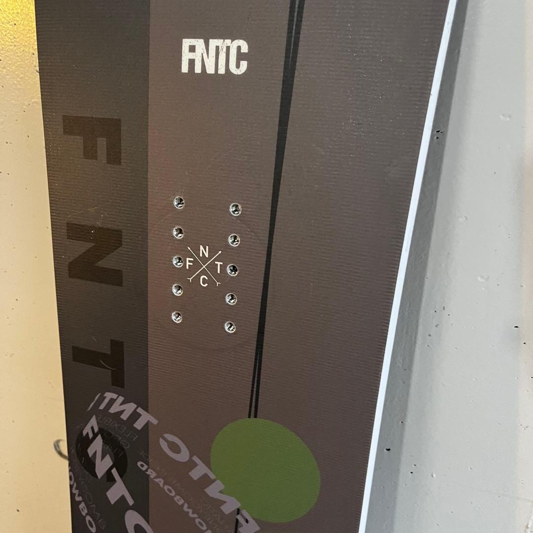 美品★24-25 FNTC エフエヌティーシー TNTR 147cm グラトリ