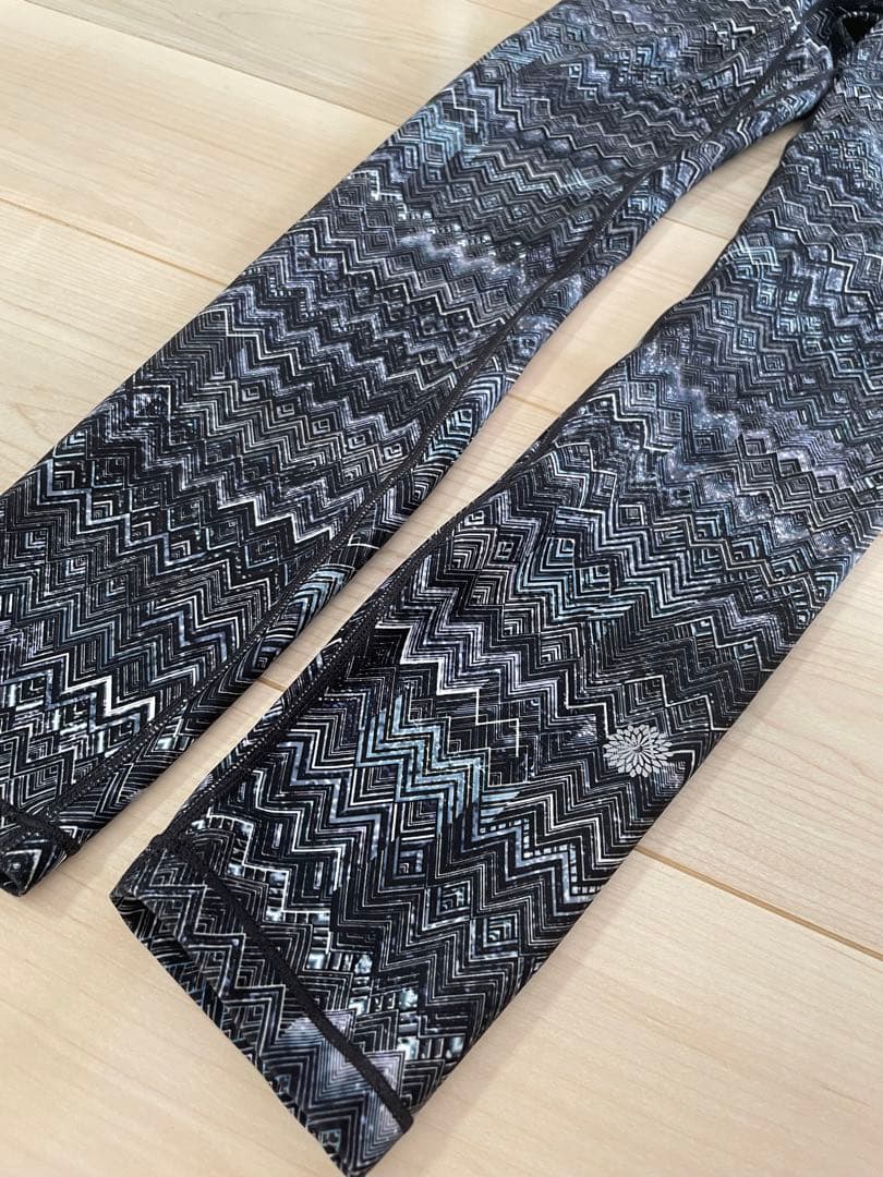 美品⭐︎easyoga イージーヨガ スピリット レギンス