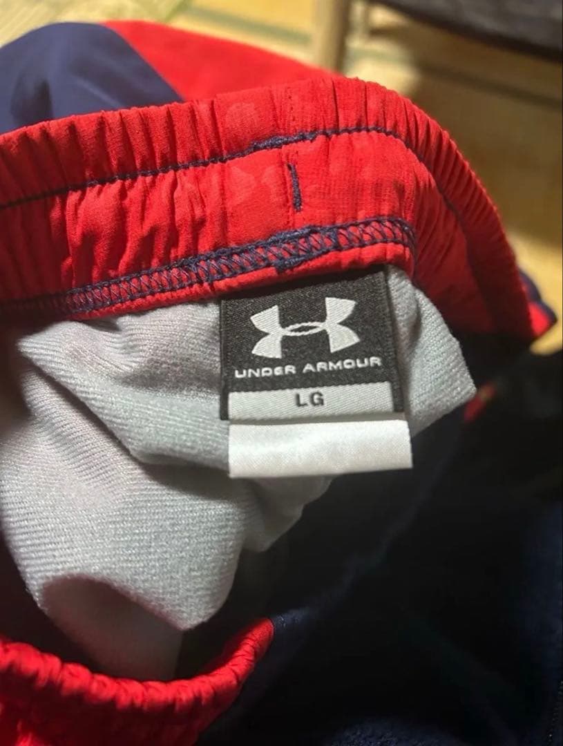 【美品】Under Armour セットアップ （上〜XL.下〜LG）