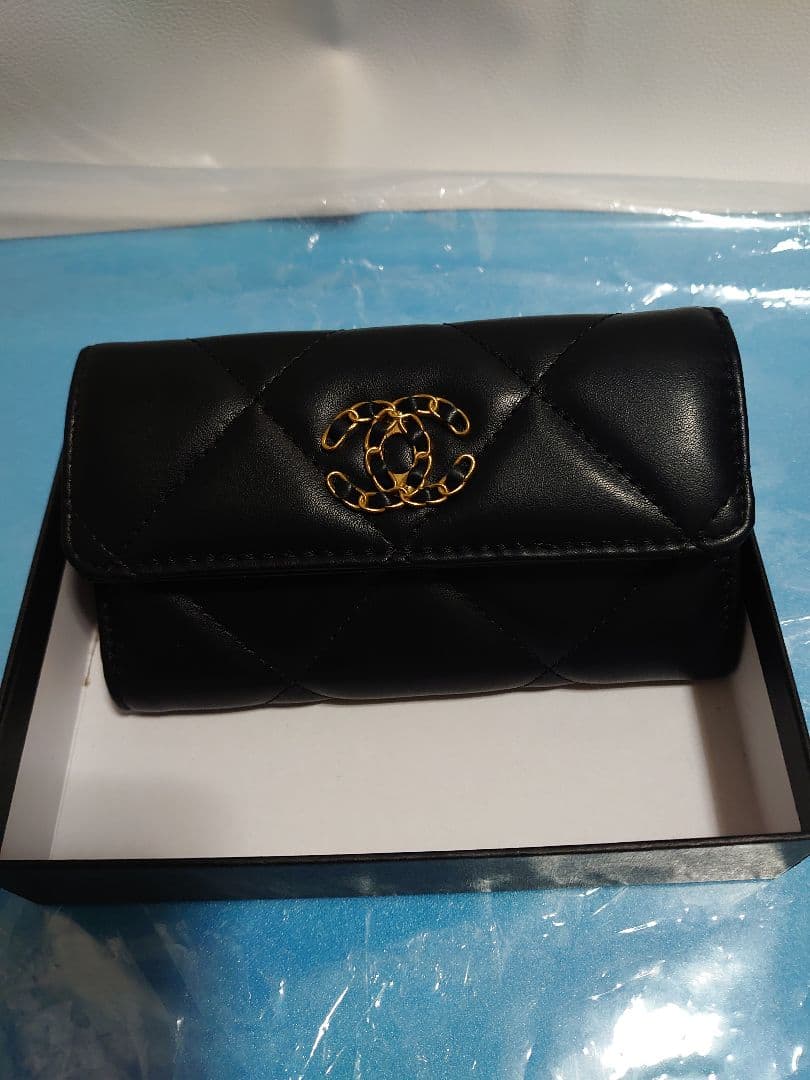 CHANEL 黒いショルダーバッグ
