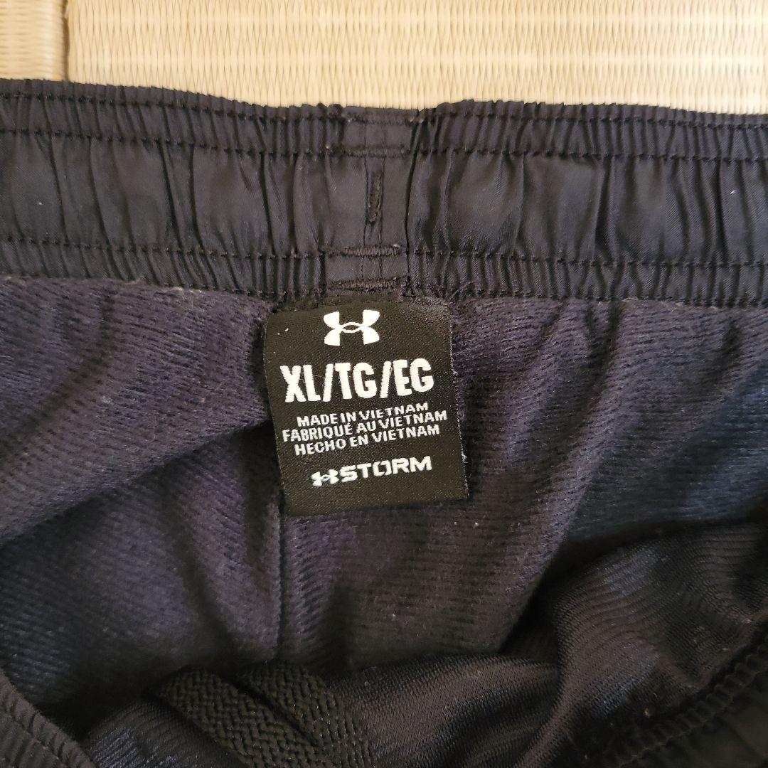 Under Armour XL ウィンドブレーカー　上下
