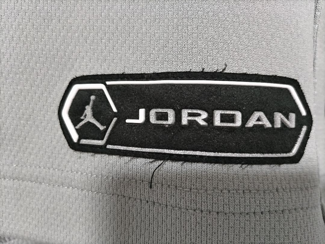 NIKE JORDAN Vネックタンクトップ （188071）