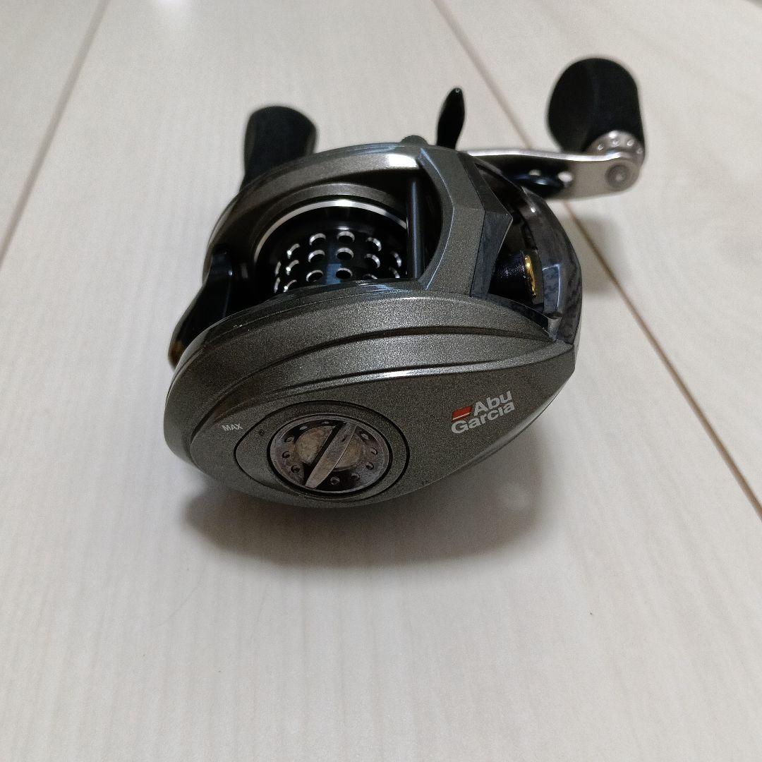 Abu Garcia ベイトリール レボLT