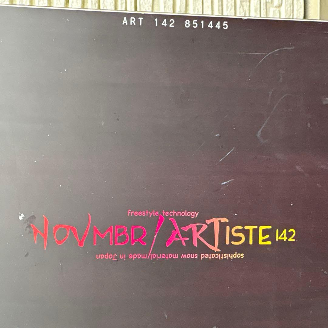 November ARTISTE 142cm 中古　1シーズンのみ使用