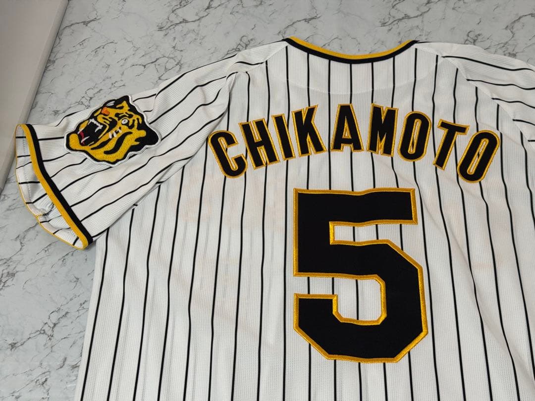 阪神タイガース 近本選手 ユニホーム