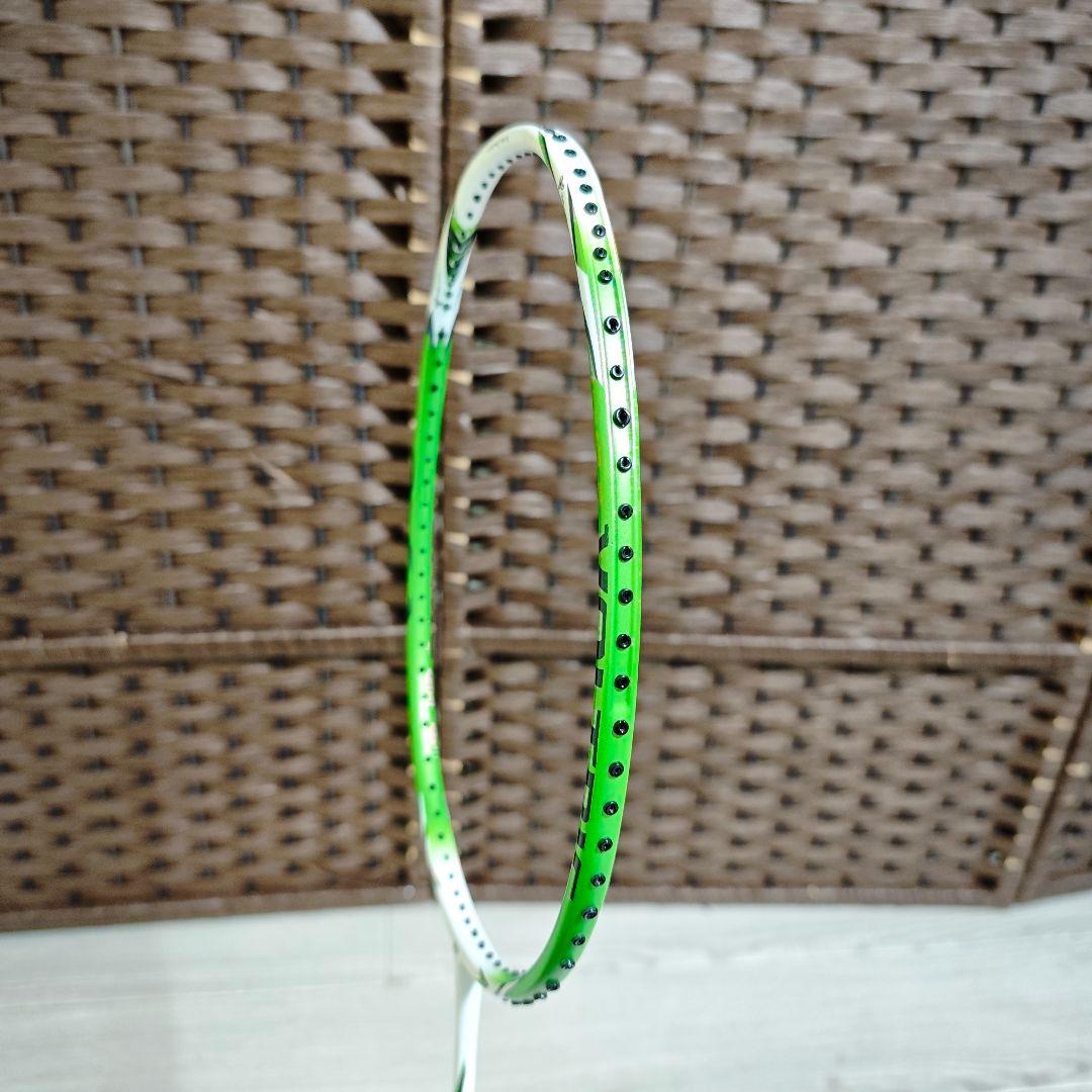 【極美品】 YONEX VOLTRIC30 5U G6 バドミントンラケット