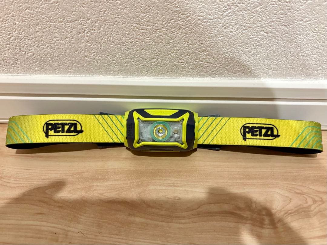 PETZL TIKKA CORE ヘッドランプ 450ルーメン
