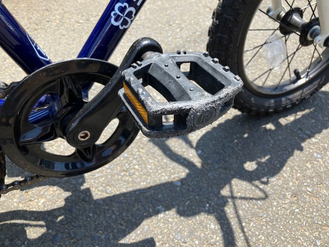 ヨツバサイクル　14インチ　ネイビー