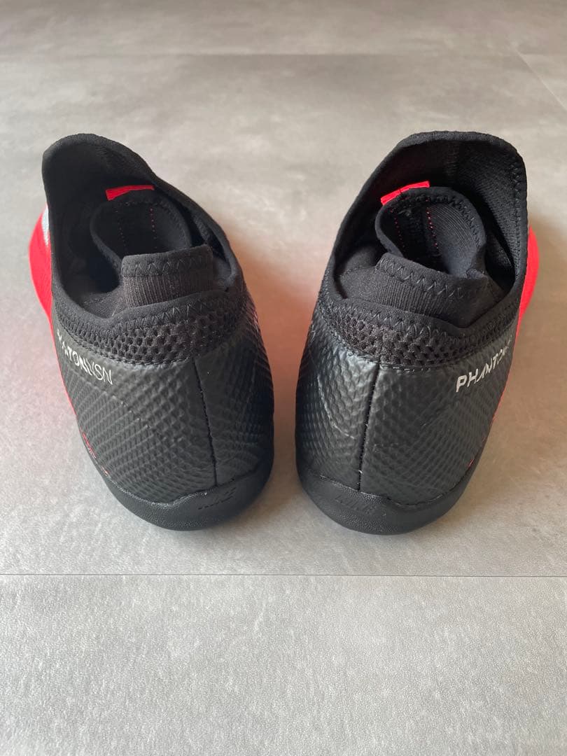 美品Nike Phantom Vision フットサルシューズ 27cm